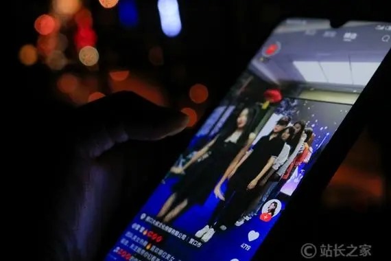 我的华为荣耀play想登录两个快手都不行有别的办法吗？